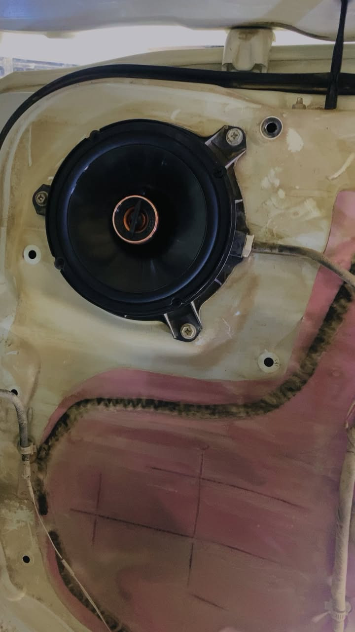 خطارنا من كربلاء—🌹
تم العمل على لاندكروز 2012 تم تبديل تخم سماعات

تم اضافه سماعات احترافيه ماركه بايونير بقوه 750واط 150ارمس🔥💪🏻

مع اضافه سماعات خلفيه ماركه انفنتتي هارمن بقوه 50ارمس 165 واط😍🔥

مع أضافه بلوتوث للمسجل احدث اصدار ماركه يوكرين5.1

تم العمل على قواعد بلاديه وفيش بلاديه بدون قطع او زلغ واير👇نتيجه امامكم صوت وصوره

مكاني بغداد طالبيه بنزله جسر مال فلكه 83 بشارع مستشفى أبن البلدي الزهراوي قرب مجمع الاميرات الطبي ويوجد توصيل كافه انحاء العراق مع ضمان شغلي ب بيت

***********
