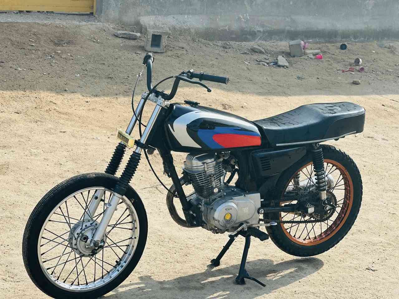 نامه أدوات ادوات للبيع
كشن وتانكي جدد دبلات جدد
محرك حلو ماقاصر تجي وتشوف
كهربائيات بيها 
مكاني قضاء المدينه سعرها ٣٧٥ وبيها شي بسيط
*********** اتصال و وتساب
