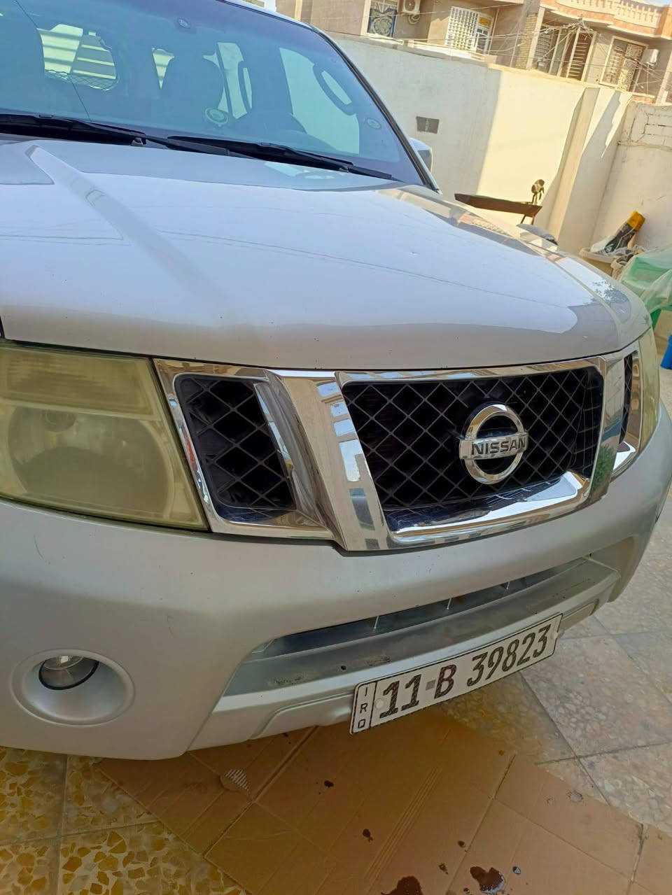 السلام عليكم
نسيان باثفند 2009 
وراد امريكي بدون حادث ولا صبغ
ماشية 226000 مبدل محرك جديد بالكارتون ياباني
مواصفات فتحة سقف دشبول ارمادا كرسي السائق كهرباء
سنوية لسنة 2028 رقم بغداد
قير ومحرك مكفول
لون سلفر والدعاميات مصبوغة والسيارة بأسمي 
المكان بغداد المحمودية
السعر120 وبيه مجال
***********
