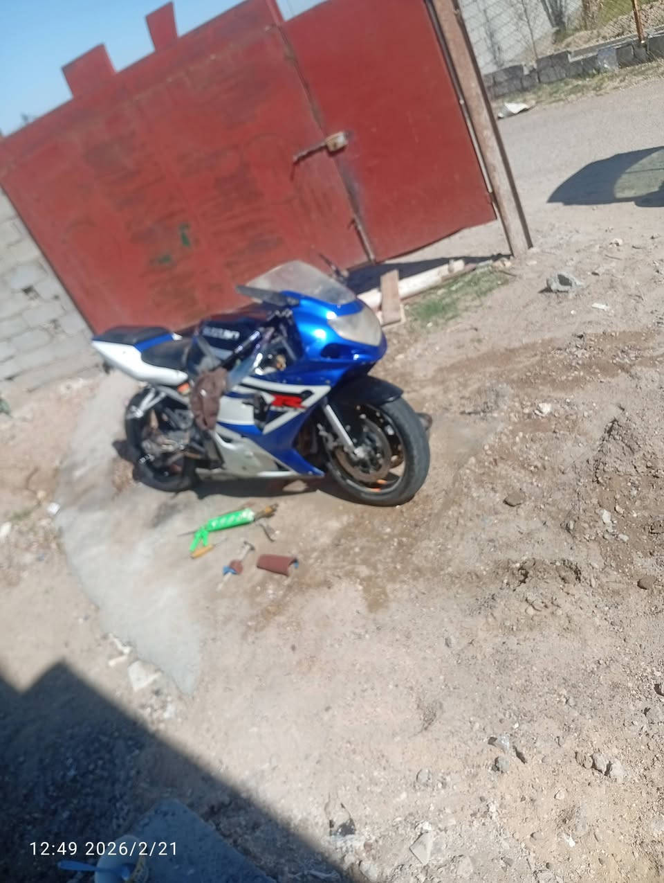 السلام عليكم هوندا ستد 400 ببر 
جكسر 2003نوزل 
الاستد نواقصها بسيطه شغاله  محوره تك كابريتر 
يرادلها ترتيب كهرباء وتاير امامي ماشه طويله تانكي فايبر انسه الزنجار كشن ببر قاعده باتري جوه خانه مال كهربائيات  

الجكسر خانه تصعد دهن بس شغاله معدل 200 بيها نواقص بسيطه مال تعمير  التفاصيل عل خاص ابيع شلع  اي استفسار  موجود خاص وهذا رقمي ***********
واتساب *********** وتدللون
