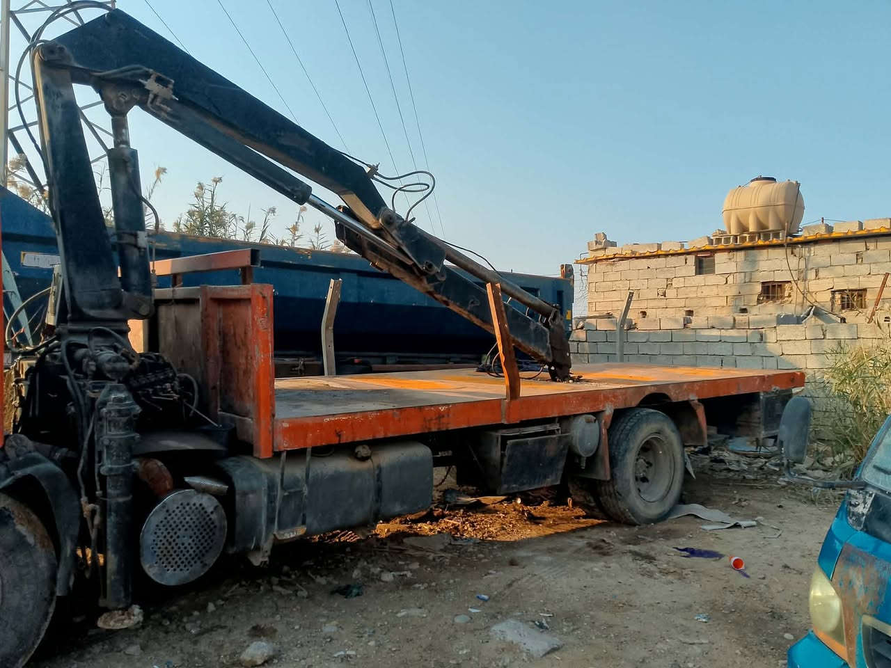 سياره كرين فالفو 7طن طول البدي 7 متر كرين مسجله بل سنويه بلاديه رقمه سليمانيه سنويه صاقطه بشهر 8 للأستفسار ***********//***********ب٧٥ وبيها مجال مكلف بلنشر
