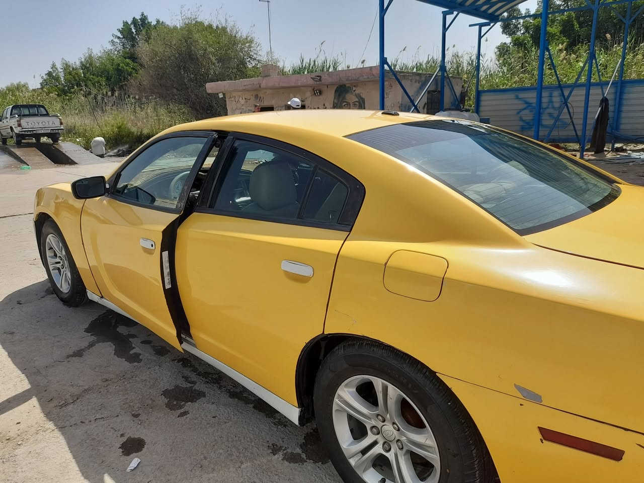 جارجر رقم بغداد انكليزي سعر 110مديل 2013
***********
