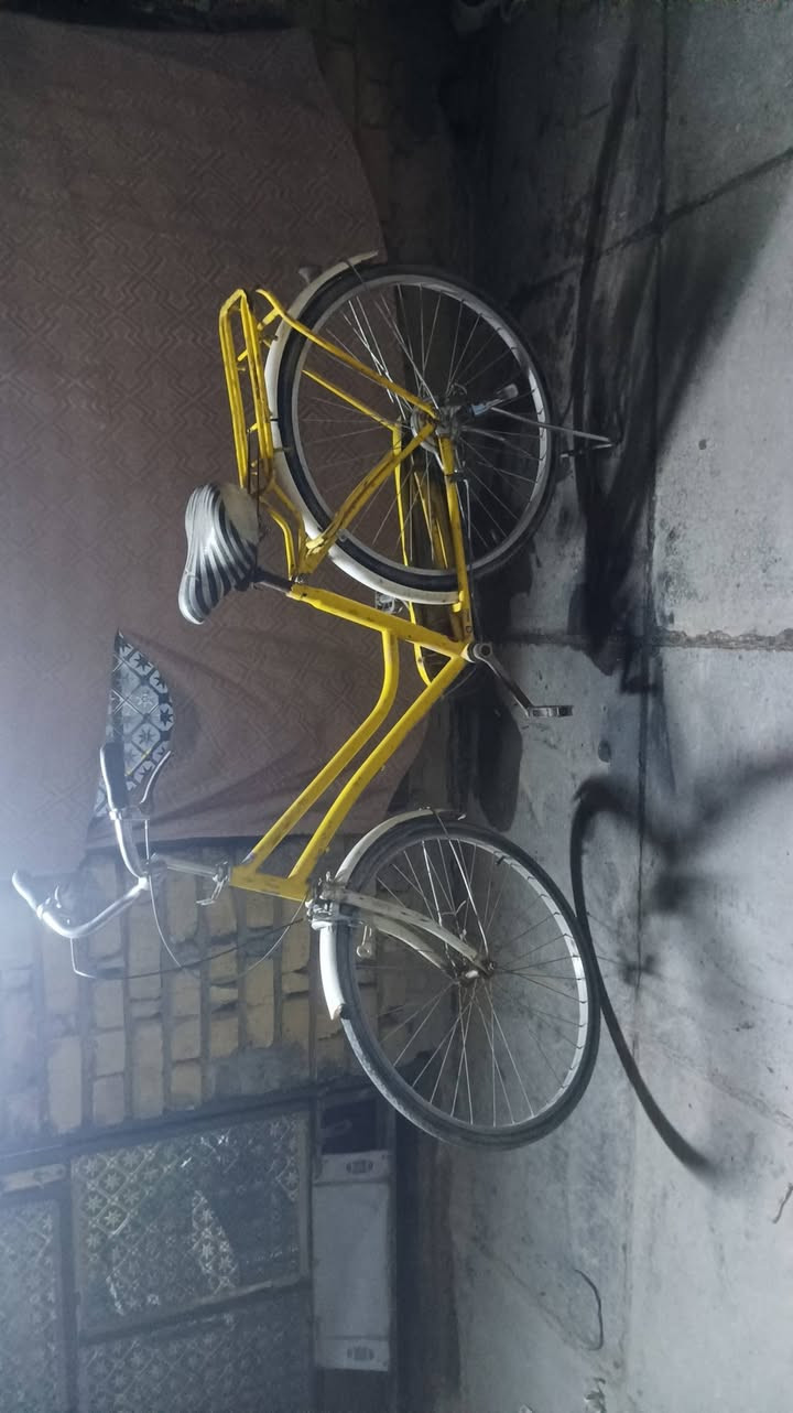 السلام عليكم باسكل للبيع السعر50 وبي مجال مكينه نضيفه التواصل ***********
