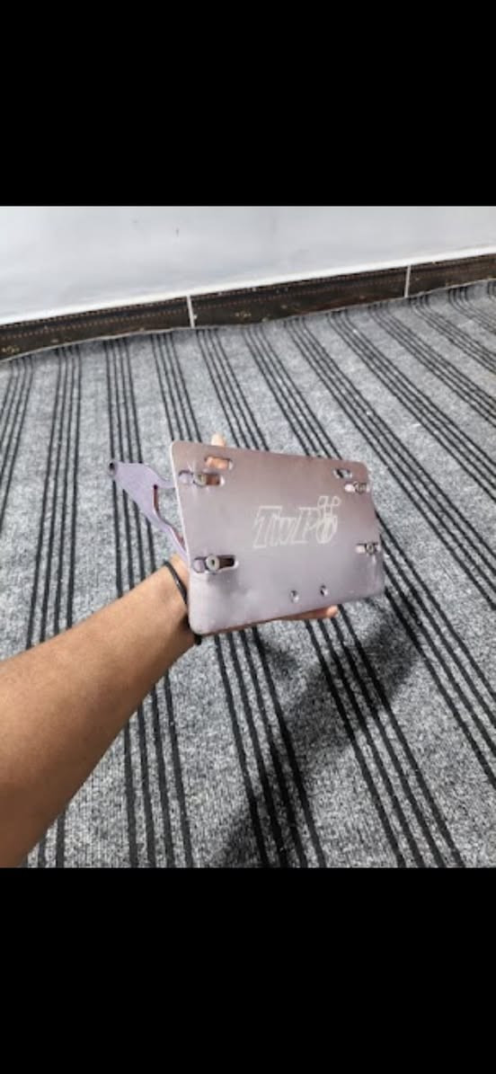 للبيع. غراض ماكس 
صالنصه رياضي اصلي سعر ٤٠ قفل 
قاعده رقم سعر ٢٠ 
مكاني بصره


**إذا كنت صاحب هذا الإعلان وتريد حذفه لأي سبب، رجاءا أرسل رسالة إلى الدعم الفني**