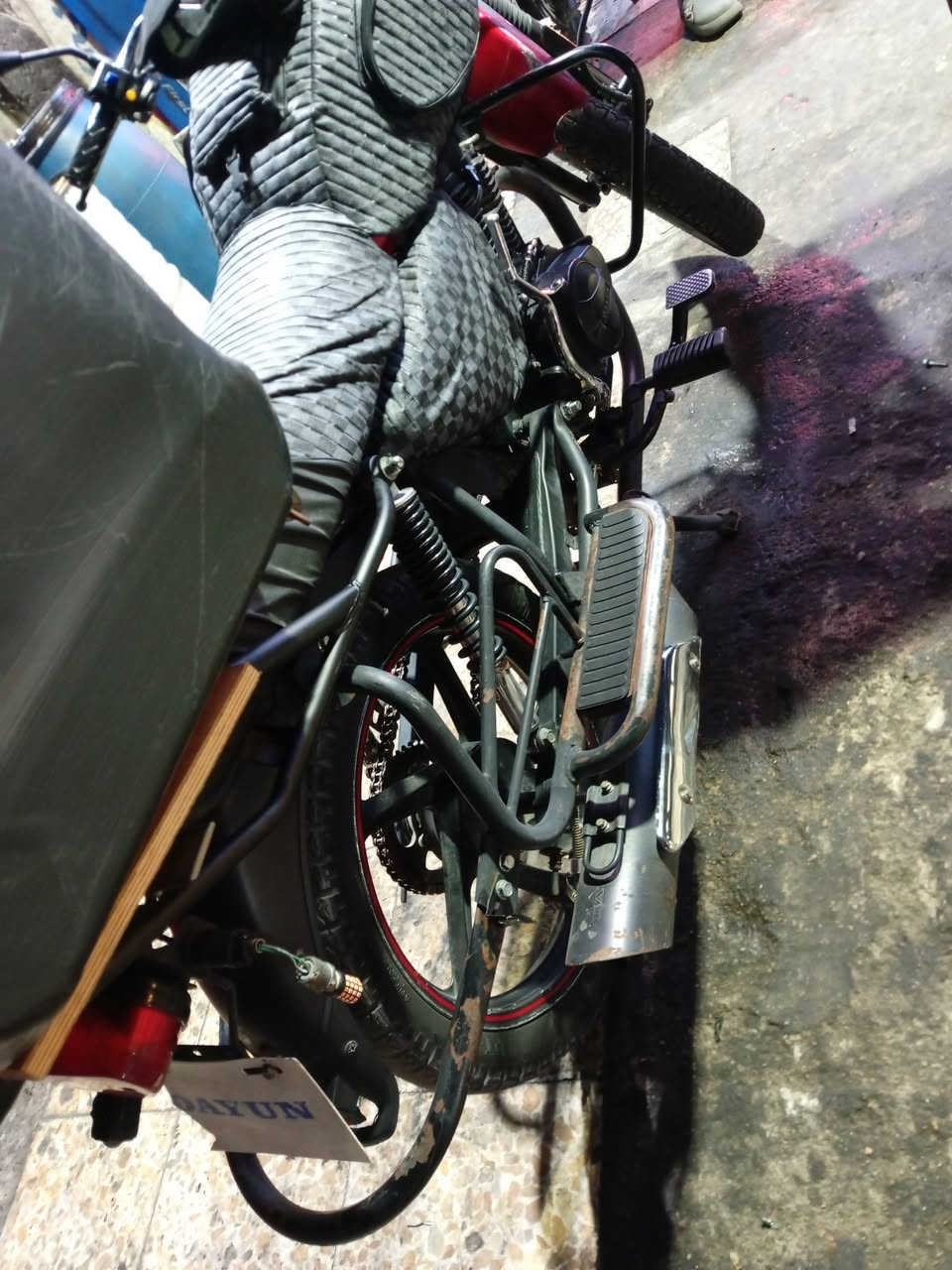 سلام عليكم دايوان مديل 22وراق صولي الدراجه مكينه خرسه دبلات جديد تاير جديد كلاج  جديد شلعه تعلك المكان بغداد السيديه السعر 850بيها مجال


**إذا كنت صاحب هذا الإعلان وتريد حذفه لأي سبب، رجاءا أرسل رسالة إلى الدعم الفني**