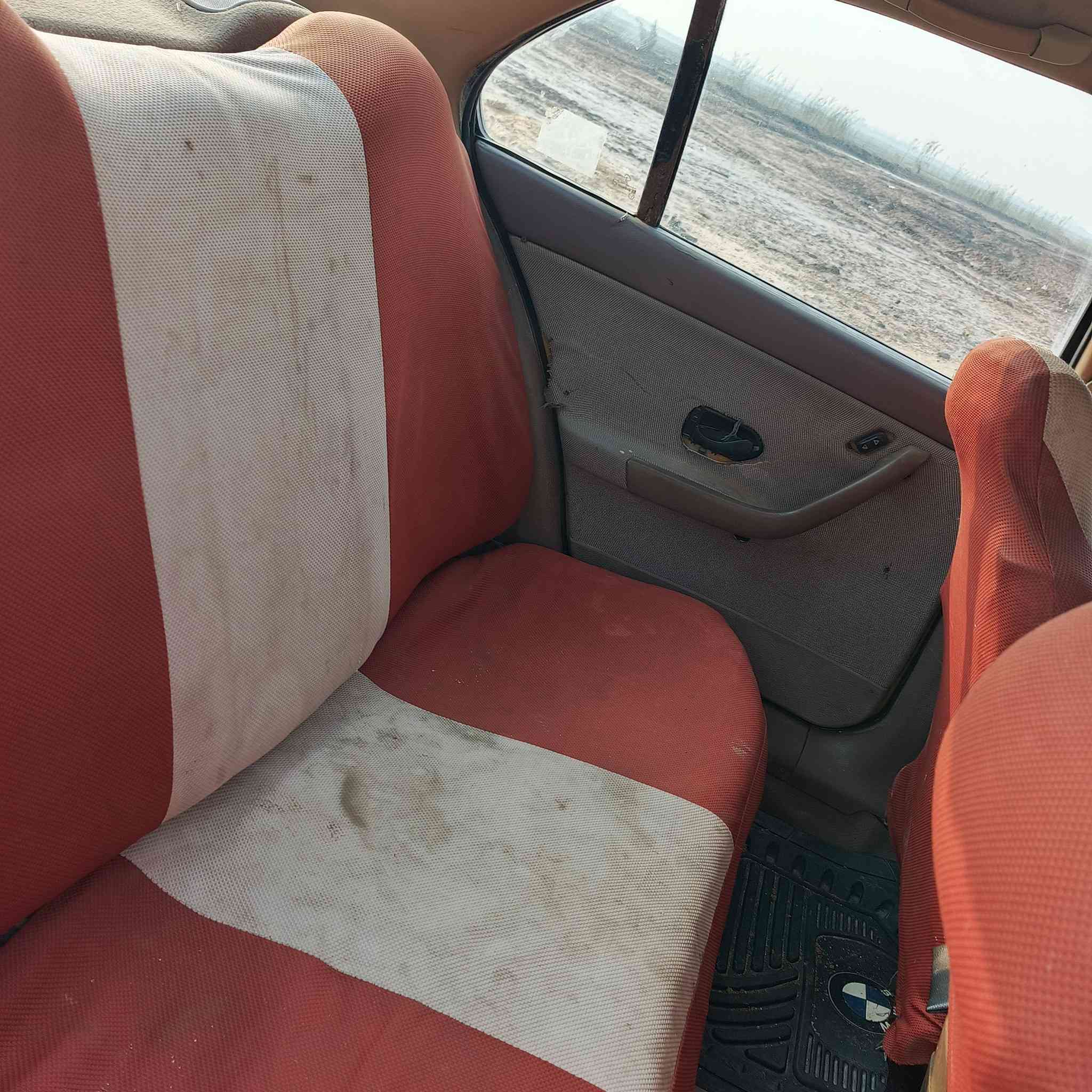 سياره سمند11صفره لبيع السعر19ورقهالعنوان الرميثه رقم تلفون ***********
