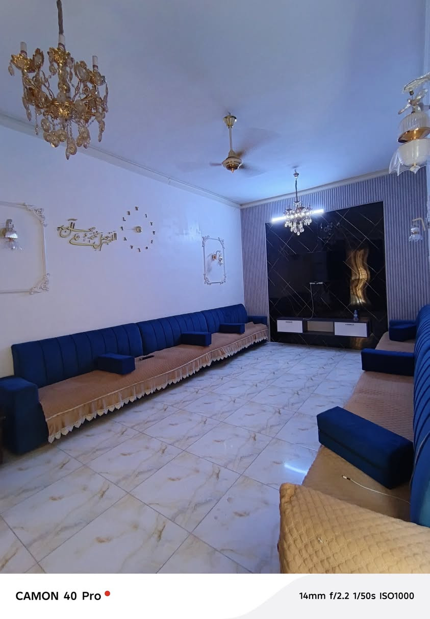 150متر طابو صرف حي رئاسه المعلمين واجهه سبعه ونص نزال عشرين اتلث غرف نوم استقبال مطبخ خدمات منور وكراج وخدمات والبيت سند مستقل السعر، 270وبيه مجال ***********
