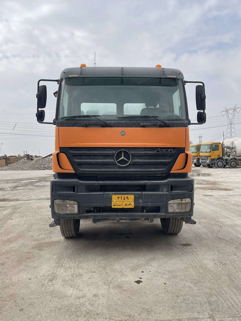 للبيع : خباطة اكسور الماني
موديل 2005 10 متر 
نظيفة وجاهزه شوفة عينك
سعر 50،000 دولار وبي مجال بسيط 
***********
