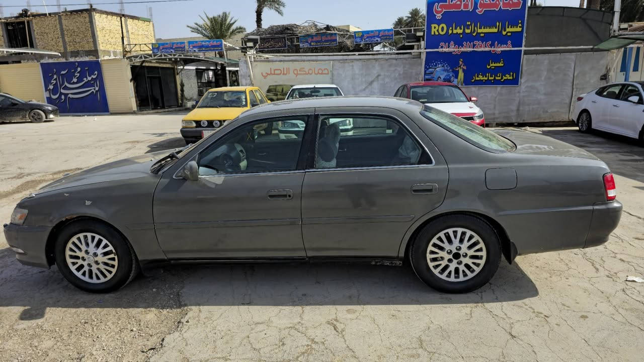 كرستا 2000 رقم كربلاء 
ظفيرة جديدة قبل خمسة اشهر بدلتها
اوصولية مية بالمية ..
نقصها حدادية وسنويتها ساقطة قبل شهرين ..
مالكها ومكانها بالديوانية المركز ..
السعر 55 ...
***********
