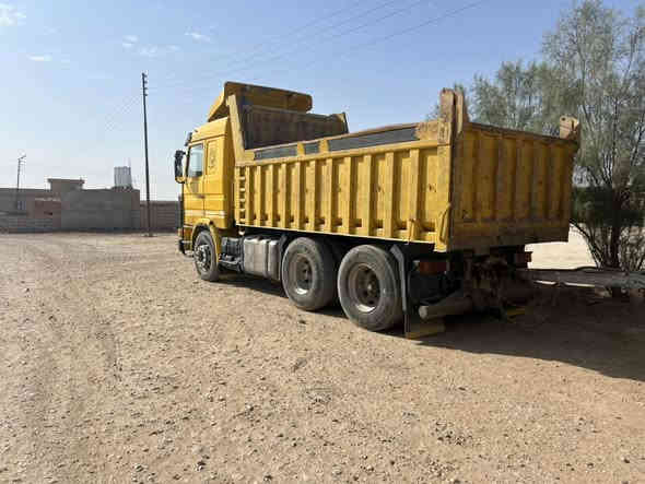 للبيع كلاب 113كله شرط تواير جدد مكينه بيها بخار بدون تنقيص قطرت صبغ مابه شاصي شرط راس تريله ومطوله كير ٥+٥.  اي استفسا اتصل ***********سعره ٢٤٠ وبه مجال بس الراس بدون عربانه
