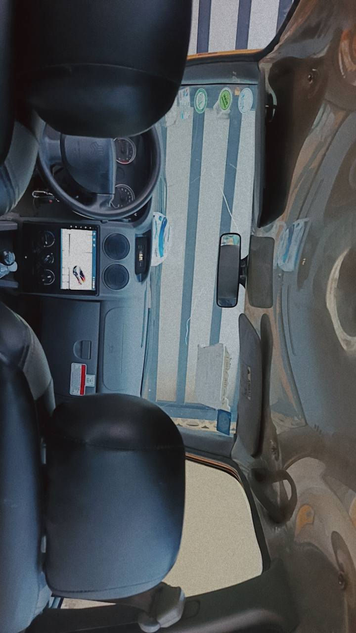 السلام عليكم 
سايبا 2018
جديده منظومة غاز
تايرات تخم جديد 
تبريد ثلجج
دوشمه جديده 
باتري جديد 
شاشه كبيره 
رقم إنكليزي 
تحويل ثاني يوم..... هيئه مصفر 
التكسي الوطني 
تمشي بيها 80 وتهد ستيرن سياره رزنه تخبل
المكينه جديده قبل شهرين جفتت هيه والكهربايات كله الكوري ماشد شي تعبان 
السياره مابيها أي نقص فقط بيها باب السايق مبدل فقط لا غير 
لا شواصي ولا خياسات 
سياره تعبان عليها 
السعر 43وبيها مجال قليل 
جماعه  الجوه 40 لحد يخابرني 
***********
العنوان بغداد 
المدائن ناحيه الوحده
