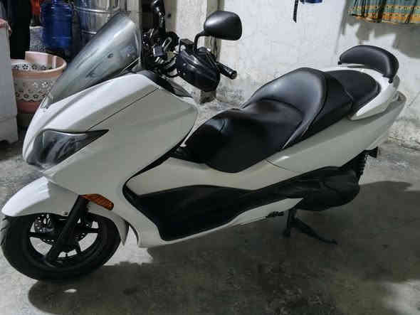 سلام عليكم دراجه فورزا 0/10 7 كير 4 تحويلات  S7   للبيع مكينة مامفتوح برغي  15 العنوان بغداد الحسينيه 
الاستفسار ***********
