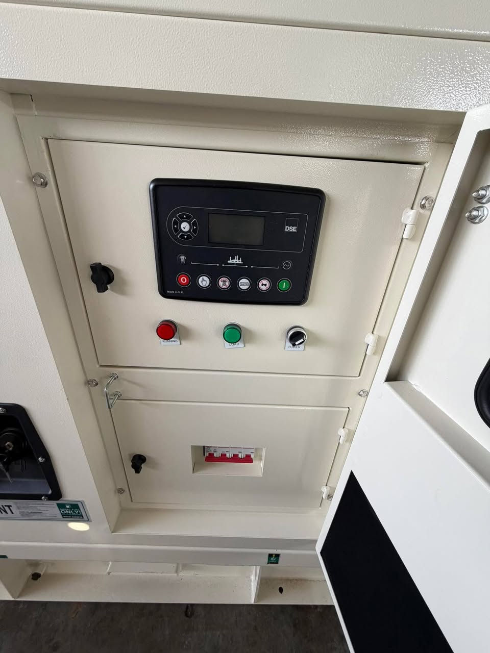 🔷نوع المحرك:  ISUZU
🔷القدره:28KVA
🔷المحرك:4 بستم
🔷عدد ساعات التشغيل:0ساعة⏰
🔷نوع الملف:ستام فورد انكليزي نحاس100%🇬🇧
🔷كاتم
🔷مع سسستم بروتكشن كامل للحمايه ونظام اوتو Ato
🔷مع خزان وقود 150 لتر
🔷لمعرفة السعر ضع الرقم 71 داخل منشور البيج او الاتصال:-
🔷☎️رقم الهاتف:***********
🔷العنوان:بابل
🔷يوجد توصيل لجميع محافظات العراق 🇮🇶 🚛🚚
