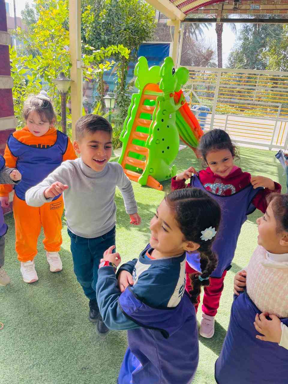 فعاليات اليوم الأول من مهرجان الربيع 🌸⚽
انطلقت فعاليات مهرجان الربيع في روضة وحضانة الحلم الأول مع اليوم الرياضي المليء بالحركة والحماس 🏃‍♂️🎉
أطفالنا استمتعوا بالألعاب الرياضية، والضحكات ملأت الأجواء، في يوم مليء بالطاقة والفرح والمرح 🤍
ذكريات جميلة وبداية رائعة لمهرجاننا 🌸✨

📍 فرعنا الأول : بغداد – العامرية – نهاية شارع الملجأ – قرب المجلس البلدي
📞 للتواصل والاستفسار: ***********
📍 الفرع الثاني :حي الجهاد - سريع حي العامل - قرب مسبح الرافدين
📞 للاستفسار والتواصل: ***********

📌 تابعونا لتكونوا جزءًا من رحلتنا التربوية، ولتتعرفوا على رؤيتنا ورسالتنا وأهدافنا التي نطمح لتحقيقها معكم.

خطوة طفلك الأولى تبدأ من حلمه الأول 🌱
#روضة_الحلم_الأول #الحلم_الأول #حي_الجهاد
#العامرية
