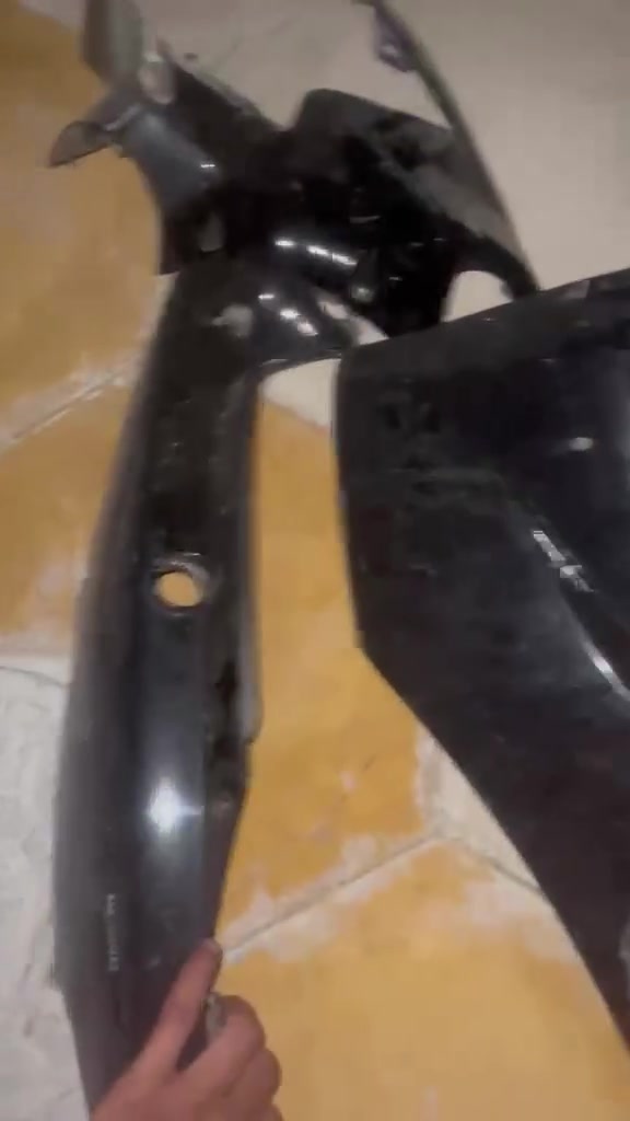 ماكس عدله " تزويدات مثل ما تشوفون بسيطه " كلج امامي رياضي " كفرات مبدله لان بلاديه تعبانه " 
دراجه متعوب عليها " تجي تفحص " 
السعر ميلون


**إذا كنت صاحب هذا الإعلان وتريد حذفه لأي سبب، رجاءا أرسل رسالة إلى الدعم الفني**