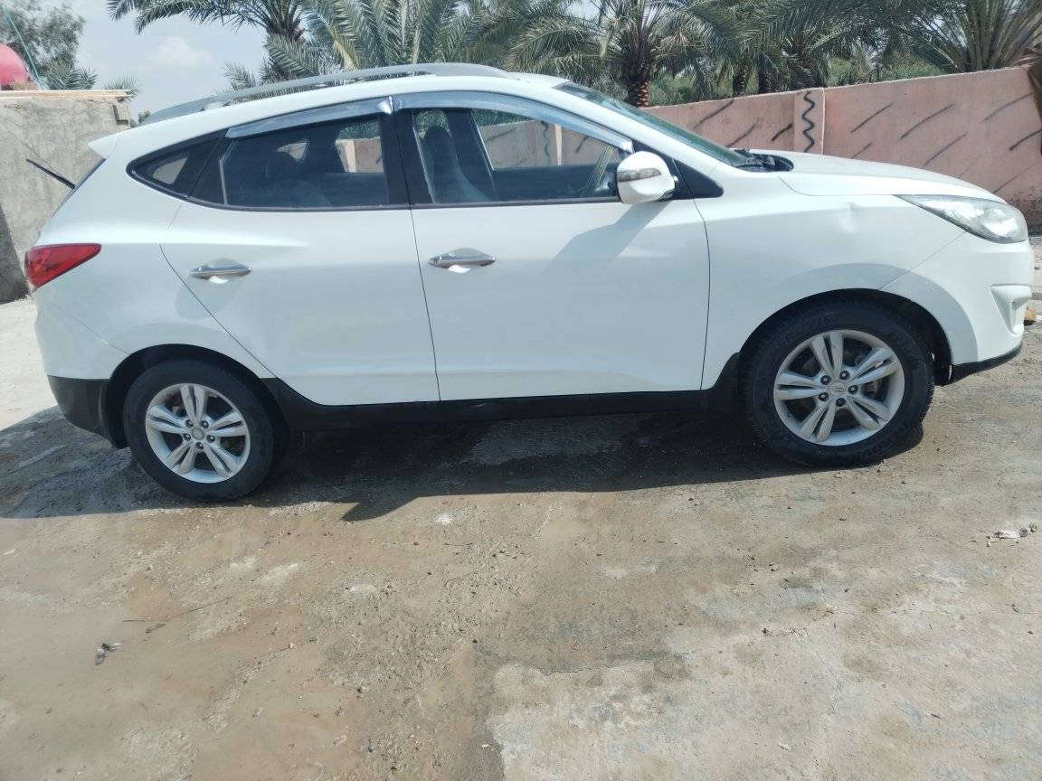 توسان 11رقم اربيل للبيع ضررة نص باب ومرجع وبيع حالوب بسيط والباقي كفالة السعر 120وبيه مجال مكاني نجف كوفه ***********
