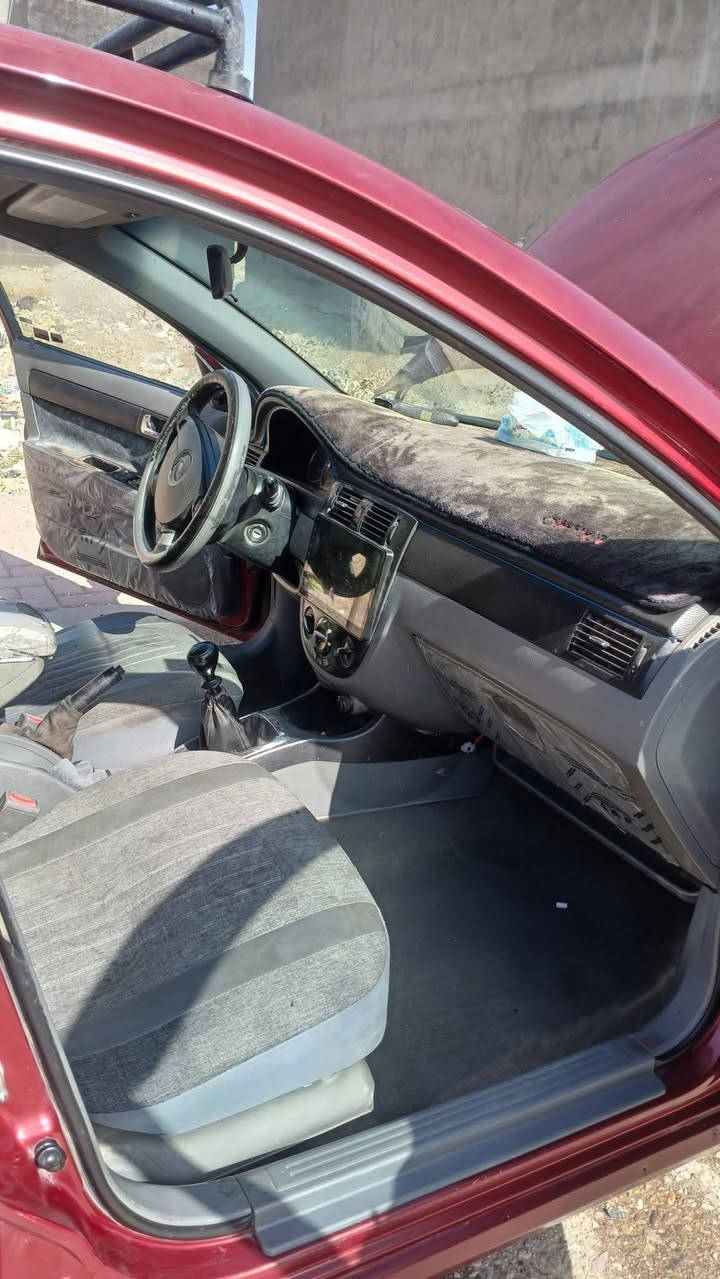 اوبترا ٢٠٠٤ بغداد كير عادي محرك نضيف جدآ تبريد شغال
كهربائيات جديده قوايش مبدله جديده مشط استيرن جديد 

دواخل نضيفه للاستفسار الاتصال ***********
