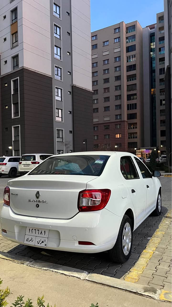 السلام عليكم اخوان، رينو سمبل 2017 ماشيه 34000km للبيع 77 ورقه و مجال كلش بسيط، السياره بيها ٤ قطع صبغ صفحه سايق البابين و جاملغين، و بيها بارد باب السكن
السياره نظيفه و ماشيه كلش قليل دهوك, العراق


**إذا كنت صاحب هذا الإعلان وتريد حذفه لأي سبب، رجاءا أرسل رسالة إلى الدعم الفني**