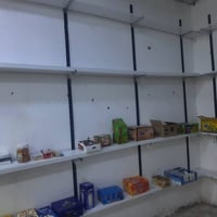 رفوف للبيع السعر ٢٥٠ 07837042491