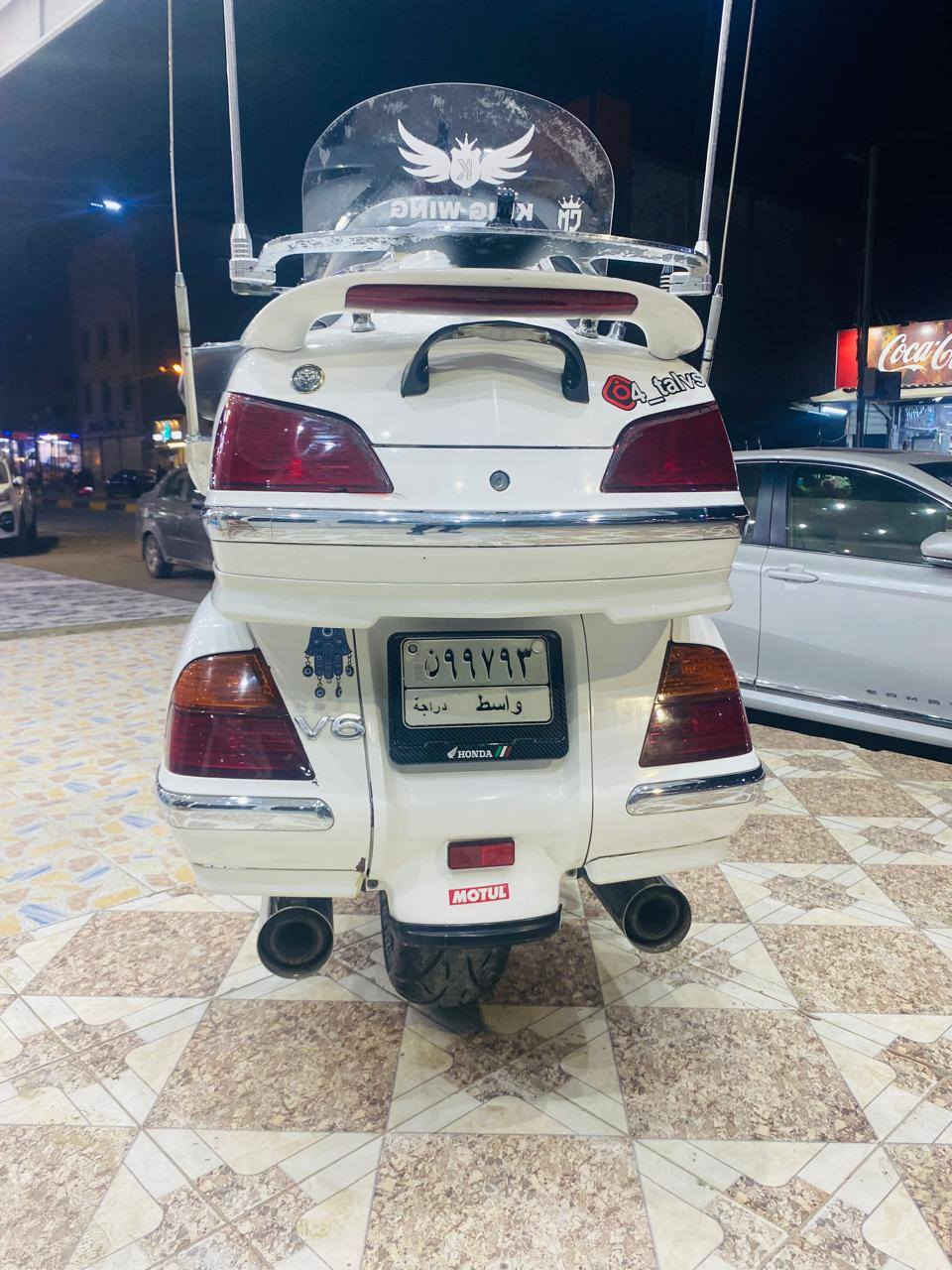 السلام عليكم كولدن للبيع 1800
مديل2005
***********
