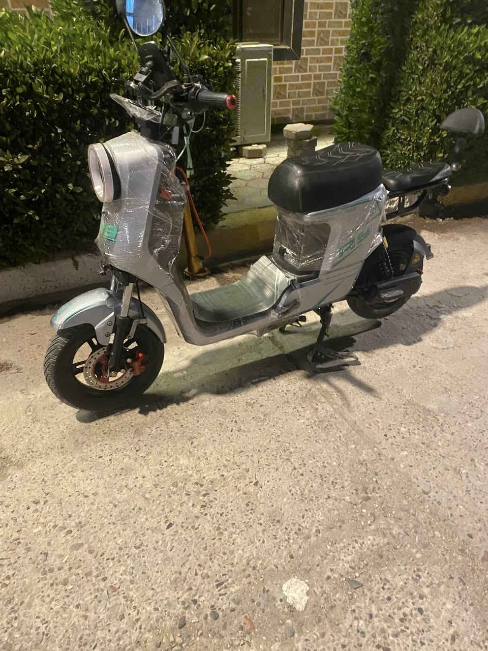 دراجه شحن R9 مديل 2025 نضيفه ومناقصه شي وكلشي شغال بيه من التاير للتاير نقص برغي مابيه فقط للمراوس شعندك مراوس نزل


**إذا كنت صاحب هذا الإعلان وتريد حذفه لأي سبب، رجاءا أرسل رسالة إلى الدعم الفني**