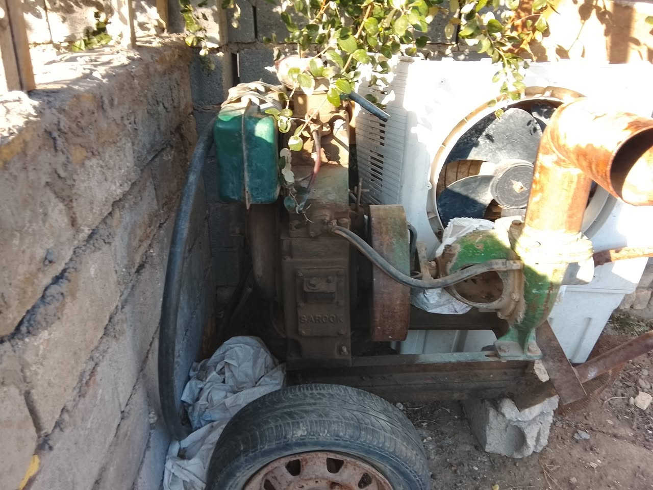 السلام عليكم ماطور 4 في 4 نضيف جدا بلاد السعر 300 للمعلومات ***********
