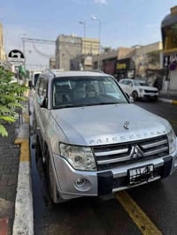 باجيرو للبيع مديل 2008 المحرك 3000 . ماشية 170 الف . اللون رصاصي .الرق...