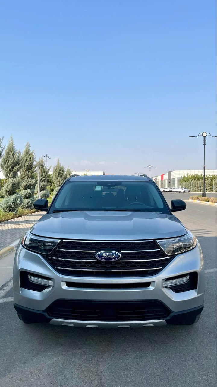 FORD EXPLORER XLT 2023 
سڵاوتان لێبێت فۆرد ئێکسپلورێر مۆدێل ٢٠٢٣ 
سەیارەکە نمونەیە لە جوانی تەنها 48,000 مایل ڕۆشتووە و بە شەرتی ڕەقەم 
تایبەتمەندیەکانی:
بەسمە 
ئاوێنە ڕادار 
کوشن جلد
کوشتن کارەبایی
حاسە
کامێرا
برێک بەسمە و ئۆتۆ هۆڵد 
دوگمەی تراکشن 
٥ مۆدی لێخوڕینی هەیە 
٣ ڕیز کوشن 
سوکان ڤۆلیۆم
ڕادار
نرخی 265 وەرەقە و مەجال
*********** السليمانية, العراق

