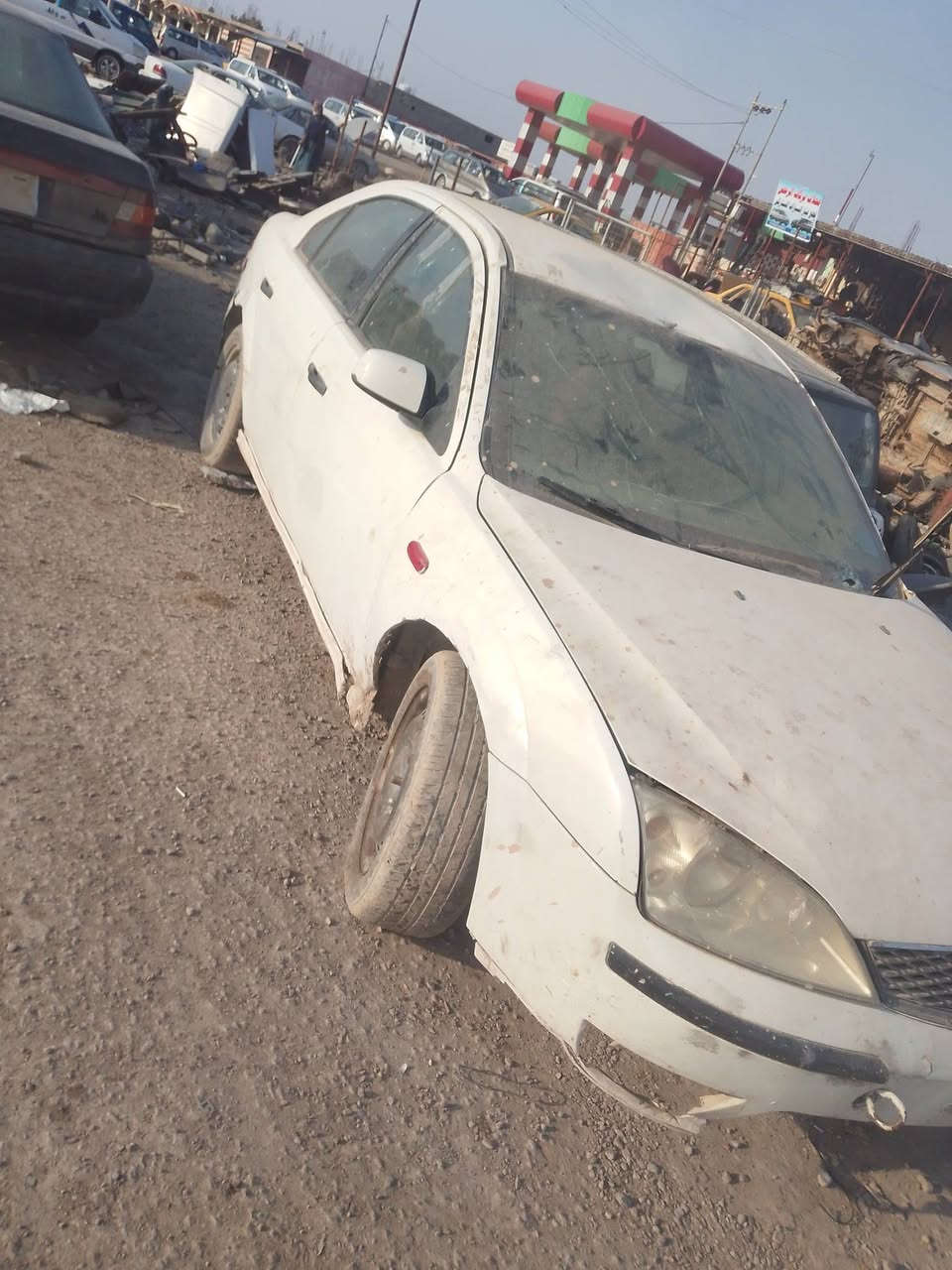 تفصيخ فورد مونديو2006 كير ومكينه كورلا وشنو تحتاج موجود العنوان ديالى بعقوبة ***********
