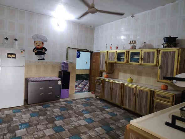 سلام عليكم بيت للبيع مساحه 268 ،
الموقع ديوانيه حي الزهراء شارع 20 شارع المشتل ،
البيت يتكون من ثنين غرف نوم+ غرفه سويت ،صاله
مطبخ حمامات داخل وخارج براني 4في 10 ،كراج كبير مسقف،
للمعلومات اكثر اتصل وتدلل ***********
