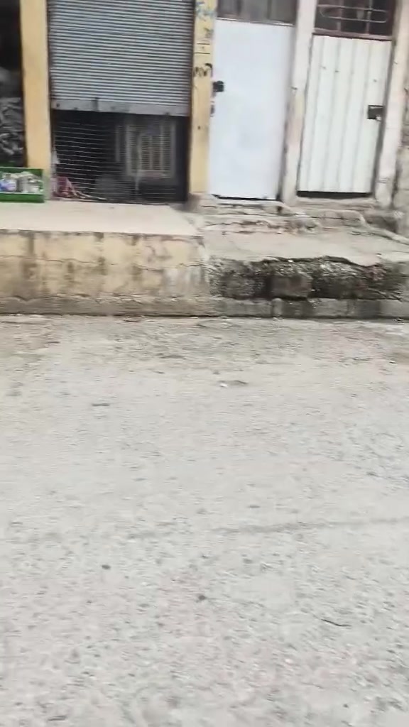 بيت للبيع 
تفاصيل 
بناء قديم 
مساحة 200
واجها 10
عمق 20
موقع حي الكرامة 
قريب ع شارع 
قريب على المستوصف
مدرسة ابتدائيه +ثانوية+اعدادية ولد وبنات
سند ملك 
سعر 87 بي مجال


**إذا كنت صاحب هذا الإعلان وتريد حذفه لأي سبب، رجاءا أرسل رسالة إلى الدعم الفني**