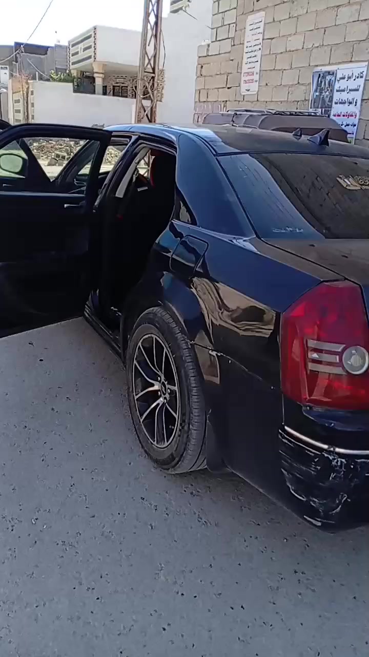 السلام عليكم اوبامه للبيع موديل 2008 جاهزه ما بيهه اي نقص حداديه صدر امامي خلفي جديد محرك خير من الله لا تنقيص لا بخير برغي ما ناقصهه السياره كلين من أمريكا حادثهه ب العراق تبديل فقط بدون صبغ  السعر ١٠٧ وبيهه مجال مكان  ديالئ بعقوبه التحرير *********** ابو علي
