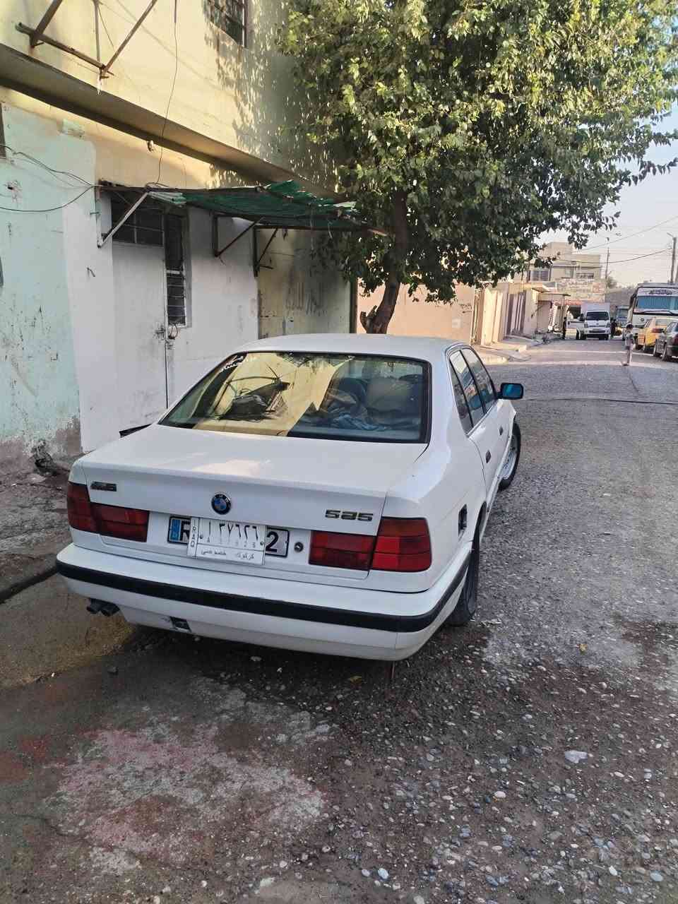 بي ام للبيع مستعجل حجم ٥٢٥ بلادي بدون صبغ شرط التحويل السعر ٣٥ وبيها مجال بصيط شراي اتصل وتعال شوف مكان السياره الموصل حي الانتصار ***********

