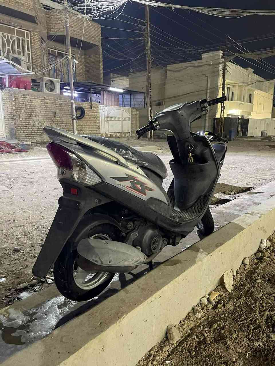 لسلام عليكم داجه ماكس عدله دراجه نضيفه ختم واحد ويه لمكينه نكره سلف بكل وقت دراجه مامتعوبه لسعر خاص او الاتصال عله هذا الرقم ***********
