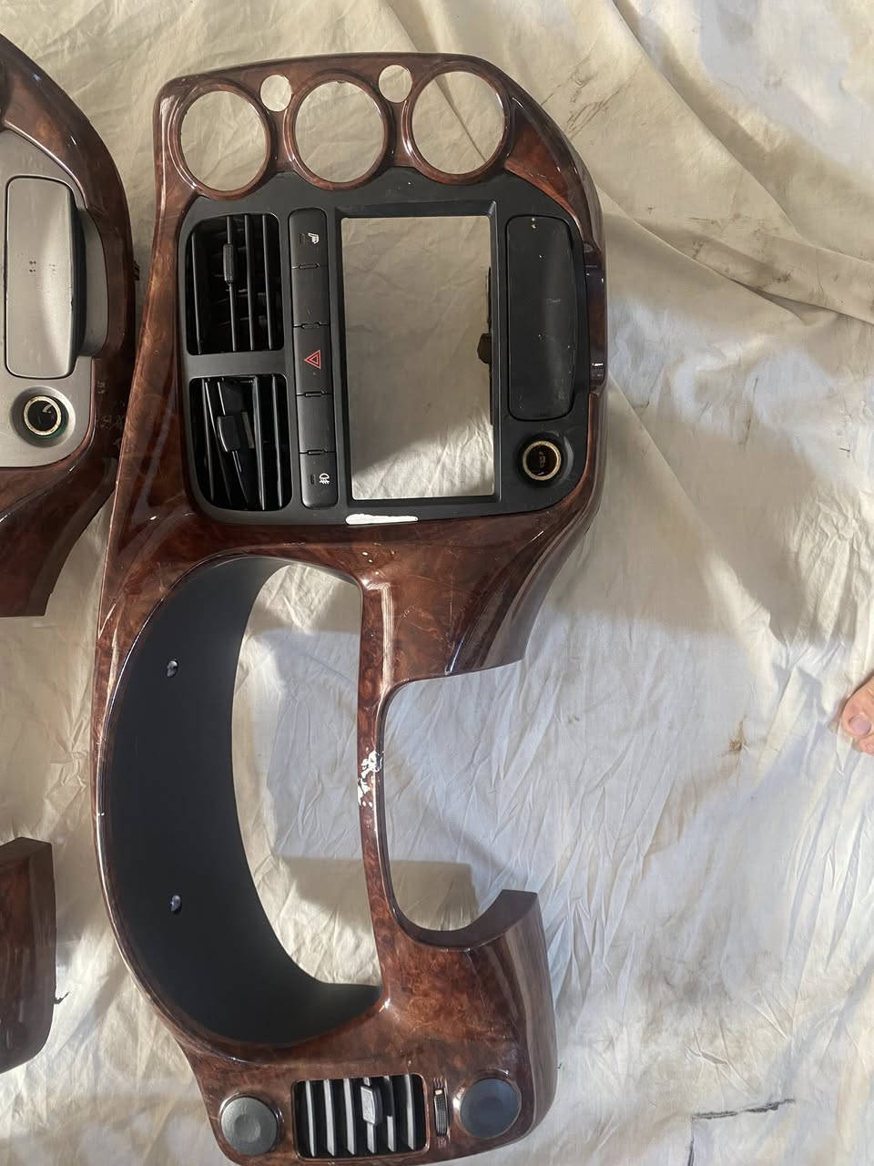 السلام عليكم 
زبائننا الكرام 

وصل حديثا. صاج دشبول بنكو ٣ حديث وقديم
نظافه فووول الفول 

العنوان // بابل - الحمزة الغربي 
واتساب 

***********
يوجد خد مة توصيل 🚚 
لجميع أنحاء العراق العظيم
