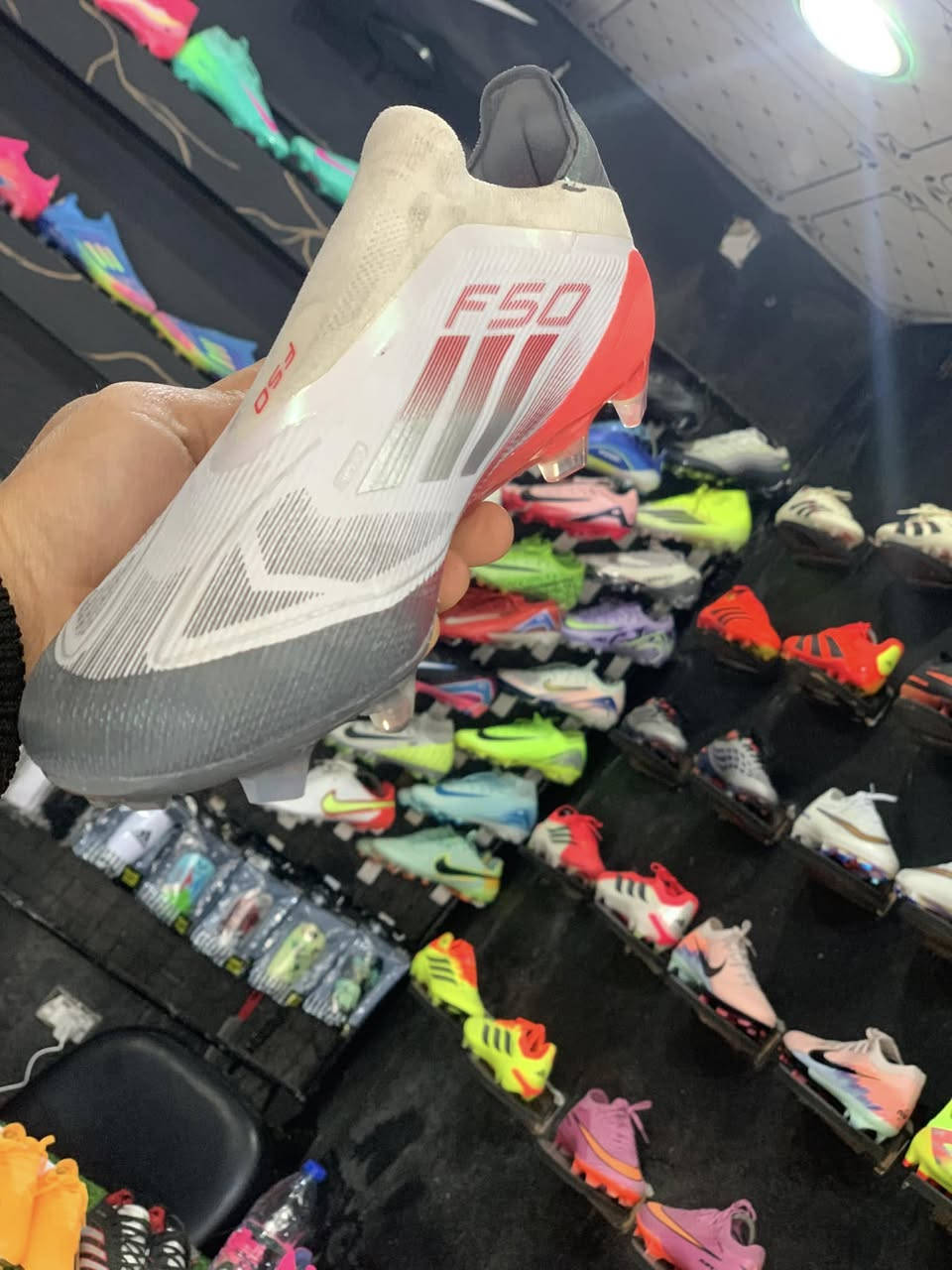 Adidas  F50

نسخة اورجنال 🥇🥇🥇🥇🥇

اصدار      2025  💥💥💥💥

متوفر جميع المقاسات الرجالية 💥💥💥💥💥

 متوفر    ب  6  الوان فخمة 😍😍😍😍

السعر   🔥🔥🔥🔥 👉👉👉👉👉👉

عنوان #منبج   شمال الحديقة العامة جانب معهد الرسالة 🍀🍀🍀🍀🍀🍀🍀🍀🍀 

🔥🔥🔥متوفر جملة ومفرق 

#منبج_ادلب #اللاذقية #طرطوس #حماه #حمص #رياضة #كرةقدم #رياضية #دمشق  #حلب #درعا

موجود توصيل لكافة المحفاضات ✅✅✅

لتواصل وتس اب 0934830196


**إذا كنت صاحب هذا الإعلان وتريد حذفه لأي سبب، رجاءا أرسل رسالة إلى الدعم الفني**