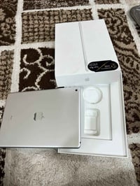 ايباد ٩ • ذاكره ٦٤ • مستخدم شهرين