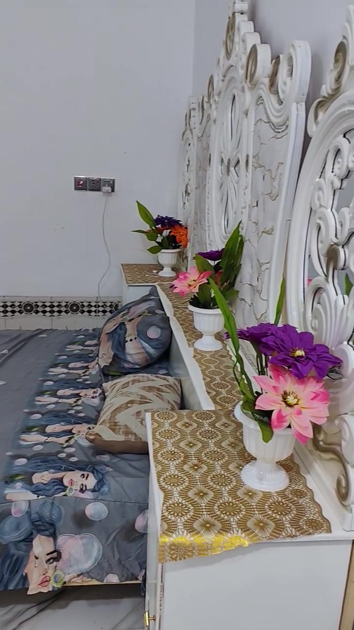 السلام عليكم غرفه نوم عراقيه ونضيفه كلش صار شهرين من اخذتها ولان زغيره بلغرفه اريد ابيعها شراي تكدر تدخلي خاص ماتشتري لا اتعلق واذا اكو غرفه ضخمه اراوس وانطي فرق حسب الاتفاق مكاني القرنه..


**إذا كنت صاحب هذا الإعلان وتريد حذفه لأي سبب، رجاءا أرسل رسالة إلى الدعم الفني**