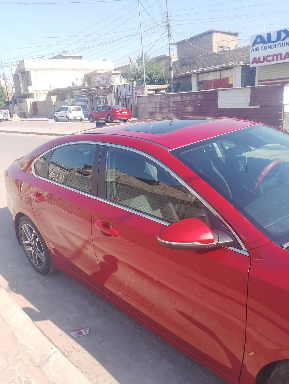 سلام عليكم كيه فورتي 2020 لسيارة فول مواصفات حادثه نص لبنيد وجاملغ بدون دواخل لسيارة بسمي من 2020على ايدي بل عافيه على لياخذه سعر 130 مكان لسيارة بغداد جسر ديالى ***********
