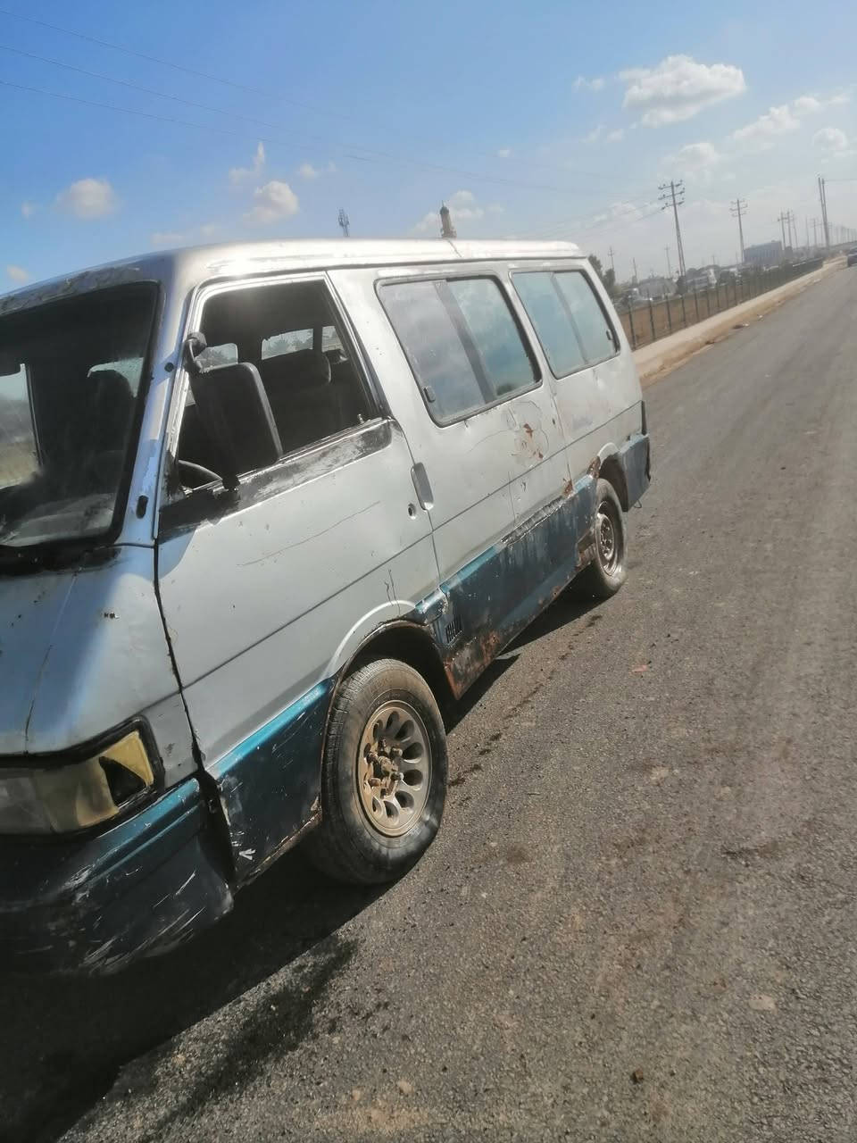 سلام عليكم
كيا بسته موديل 94 مكينه بيها خيط تبخير كير نمره 5 تفلت شواصي بس واحد بي باج تايرات 50٪ حدادي50٪ بور ومشط بحاله جيده سنويه نافذه وصاحبها  يريد تحويل ميسوي وكاله ترايك وين متريد مكينه نشطه اكسل مكفول سعرها 28و بي مجال مكان بعقوبه ***********
