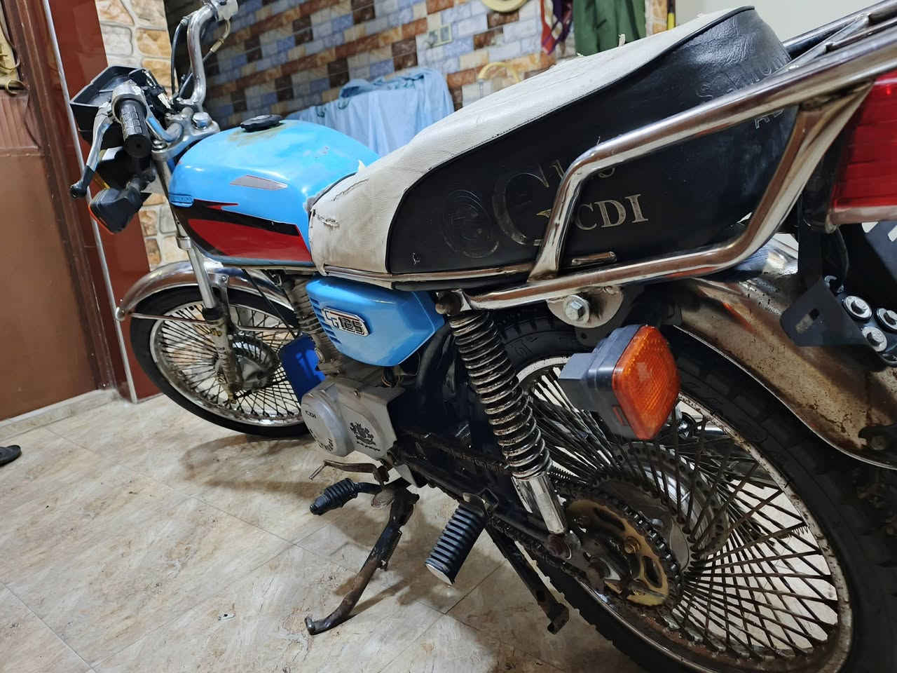 دراجه موديل 2019
السعر ب350 وبيه مجال 
محاويل ناحيه لامام 
‏‪***********‬‏
