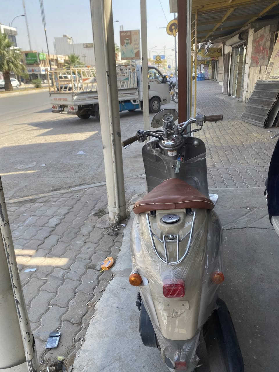 سلام عليكم لبيع ماطور عبد حليم نثيه سعر 400بي مجال شراي ينتصل يدلل ***********
