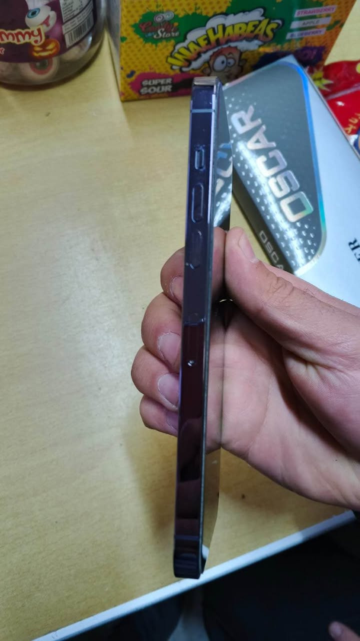 سـلام عليكم 
ايفون 14 برو ماكس ذاكره 256 شرق اوسط نسخه AH ماستر بطارية 85 جهاز مامفتوح شرط بس كسر بالظهر ونقطه بالشاشه 
***********
مكاني كركوك كركوك, العراق
