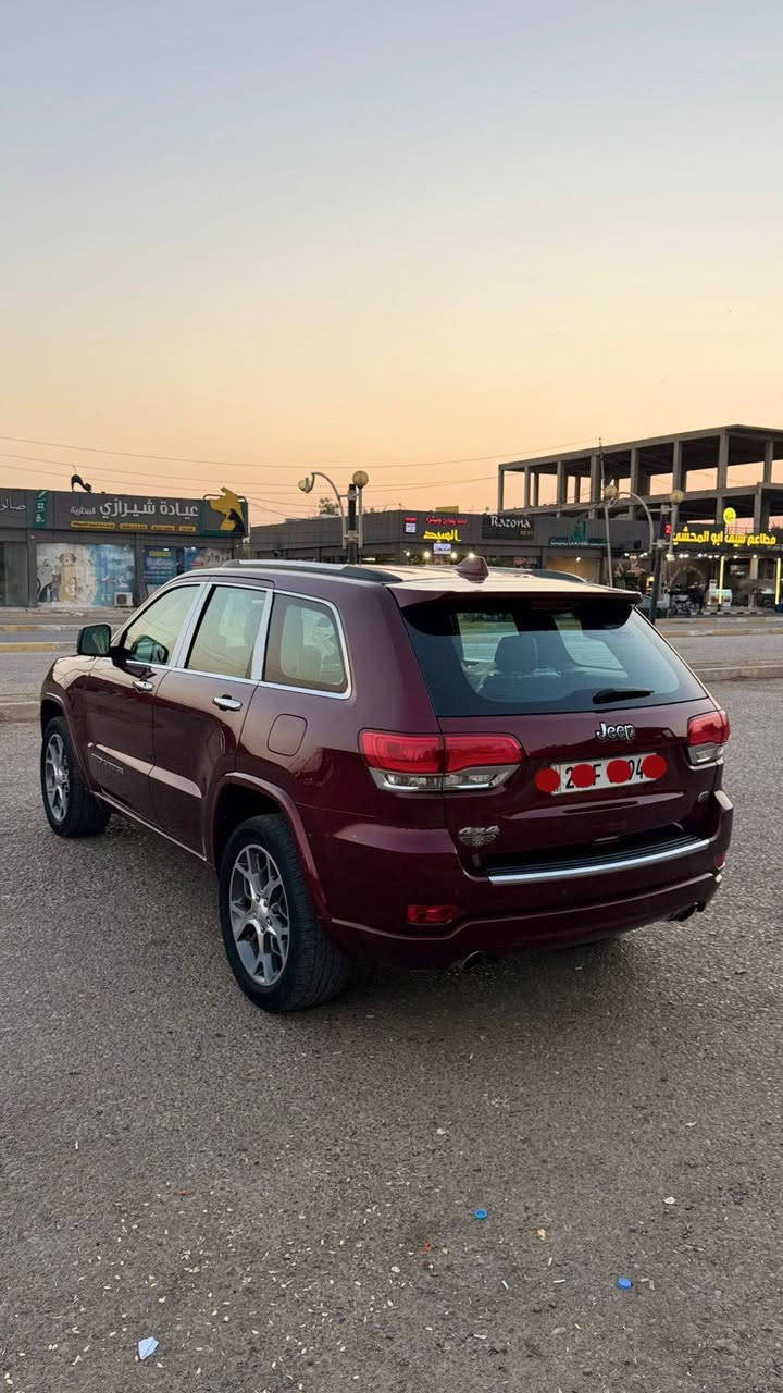 السلام عليكم 
جيب .. 2021 (خليجي) اوفر لاند دخل قرميدي 
عداد المسافات: 55 الف ميل 
المواصفات 
محرك 6 سلندر 3600
بصمة تشغيل +ابواب 
تشغيل عن بعد 
جكات
بانوراما قطعتين
كراسي جلد دشبول جلد
كراسي اثنين كهرباء
كراسي تدفئة تبربد 
كراسي الخلفيه تدفئة
كراسي خزن(ميموري)
داخل ابيض 
3 شاشات #شاشة_امامية_كبيرة_لمس_حراري(١٢ inch)_الجديدة_كليا
شاشة عرض الاعطال
صندوك كهرباء
استيرن كهرباء
استيرن تدفئة 
فول تحكم استيرن (جهتين امامي+جهتين خلفي)
#رادارات_جانبية
نظام تزحلق
فور ويل
متعدد أنظمة القيادة (ثلجي, رمالي,طيني,صخري)
دبل كير(عادي+اوتوماتيك) 
ناقل حركة ٨ نمر
نظام سبورت دكمة
نضام اقتصادي ECO
دبل حساس(امامي+خلفي)
#ماسحات_جام_امامية_تعمل_تلقائيا_عند_ملامستها_للمطر
#نقطة_عمياء
مري كهرباء (شفط) AUTO
#مري_قلاب
#مري_جانبي_تدفئة
#مرايا_جانبية_حساسة_للضباب_تعمل_تلقائياً
اشارة بالمري 
لايت عدسة زنون(عالي+ناصي) متحرك 
بك لايت ضبابي
#ويل_٢٠_
تنبيه للاصطدام امامي وخلفي وتوقف تلقائ
رقم السليمانيه تحويل مباشر مكاني بغداد الكرخ 
***********
