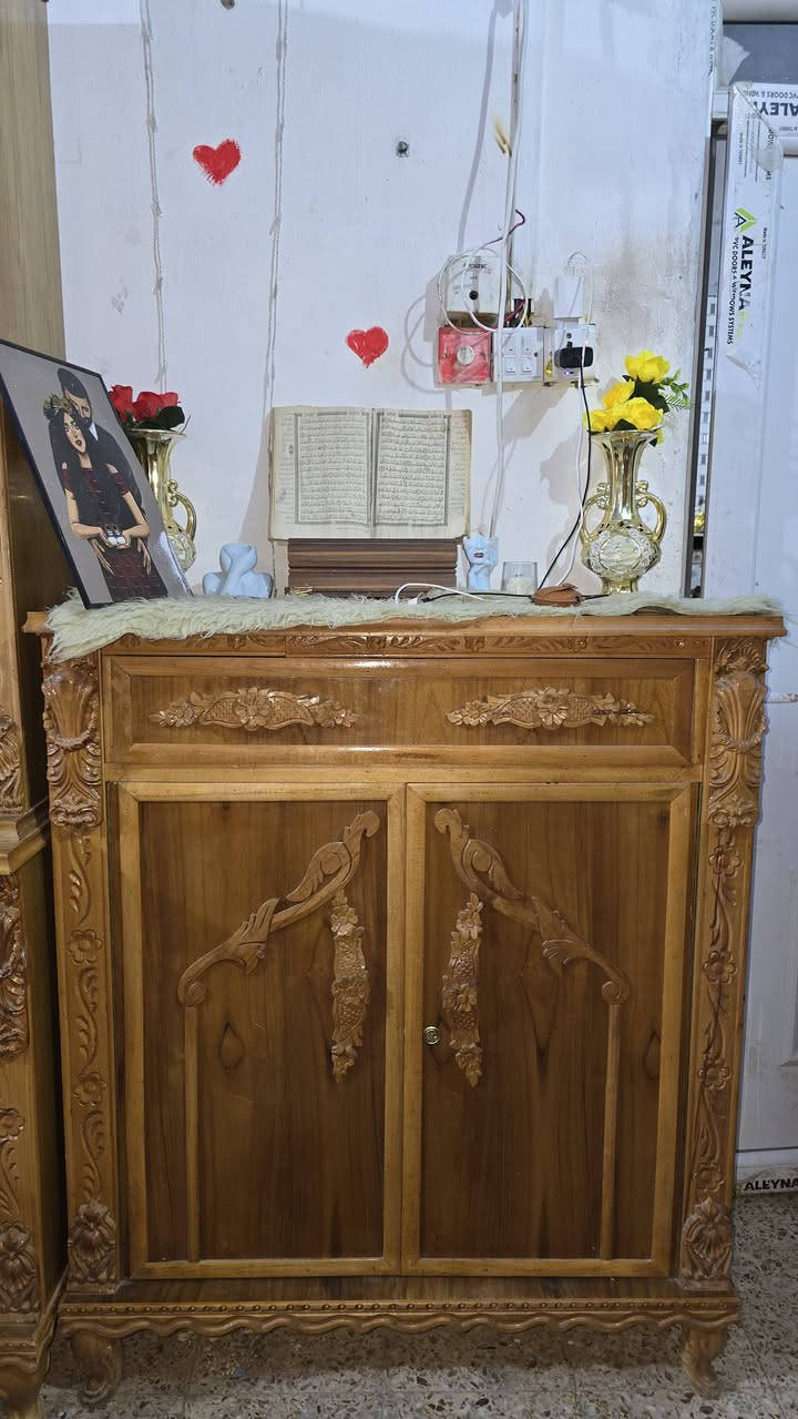 سلام عليكم ورحمة الله وبركاته غرفه نوم جديده استخدام قليل العنوان ميسان العماره السعر مليونين مجال قليل كلش ***********
