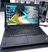 لاب توب • للبيع