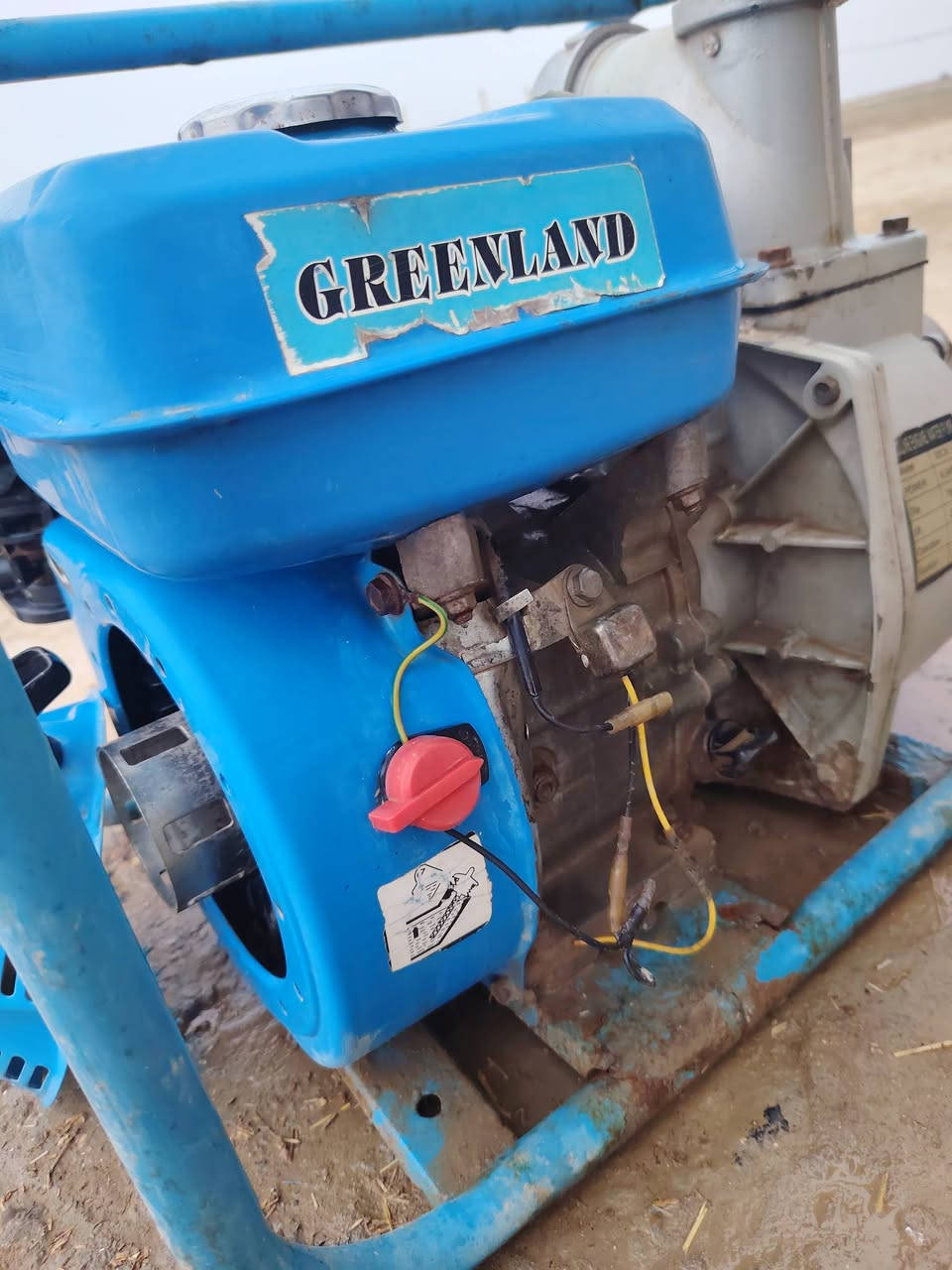 السلام عليكم اخوان عندي روبن للبيع نضيف حيل مشتغل قليل رقم الهاتف 
***********
