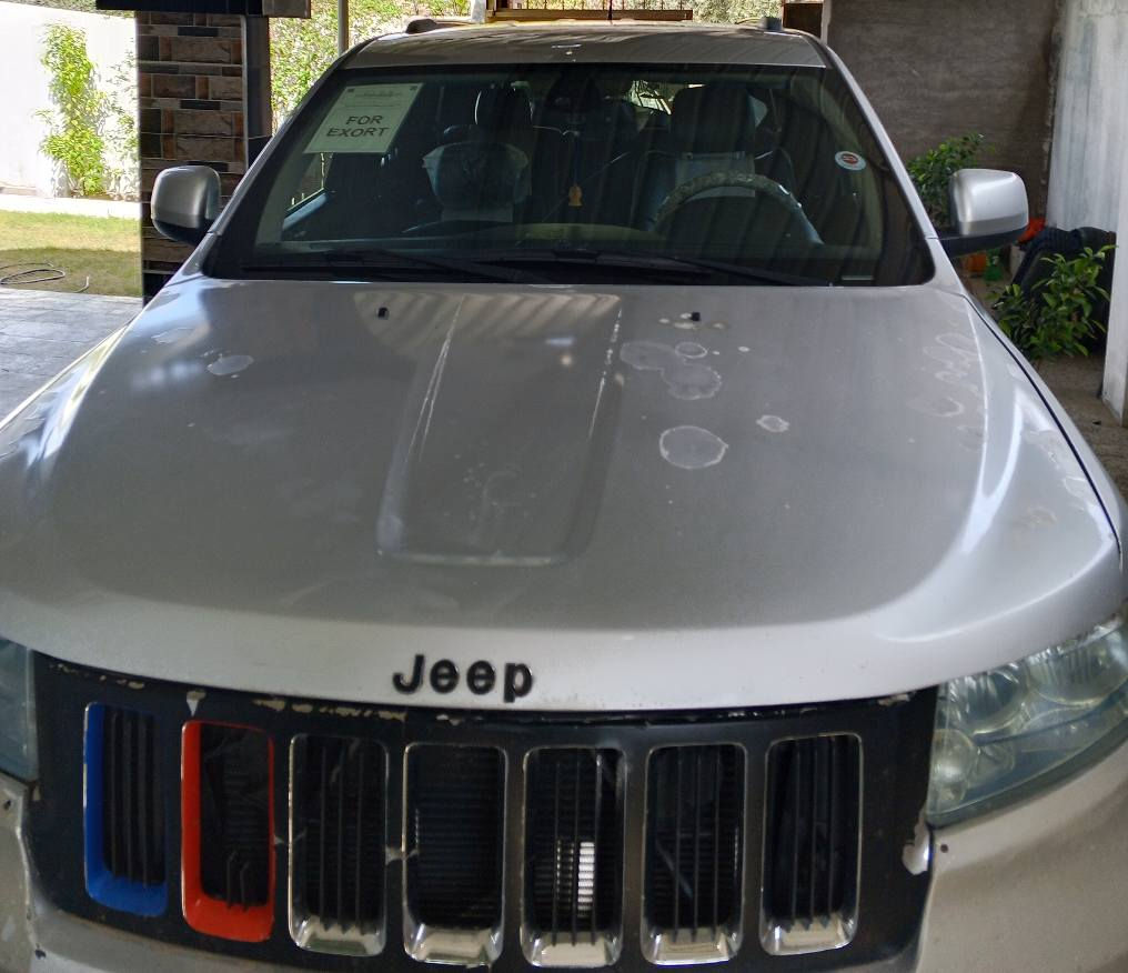 سلام عليكم للبيع جيب لارندو موديل 2014 ادوات ادوات كفاله من الكصه والسرقه والانتربول متومه ارقام وسنويه محرك وكير جديد تبريد ثلج تخم تاير بصمه ابواب السعر 80 وبيه مجال المكان ابو غريب موبايل ***********
