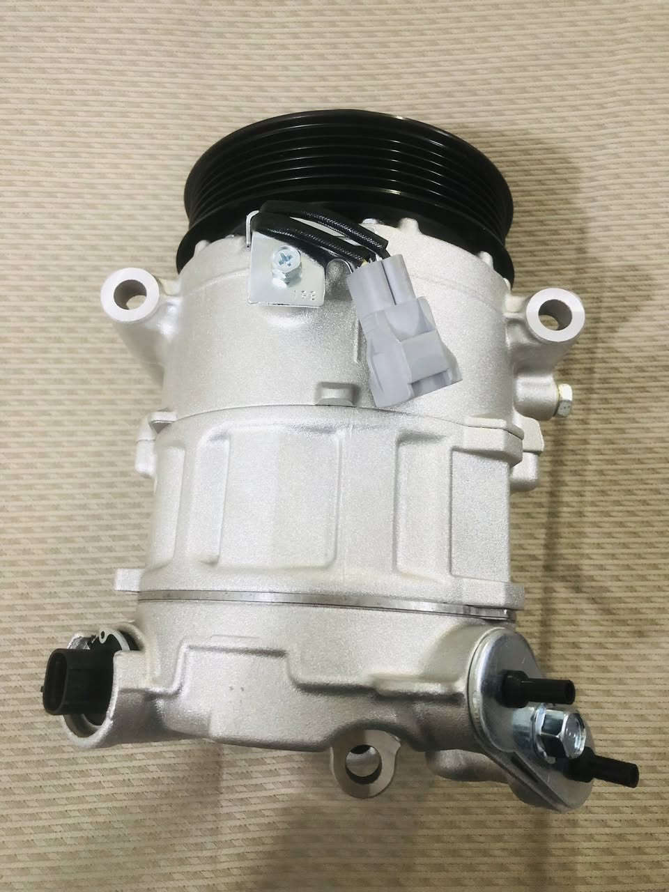 السلام عليكم .. كمبريسر تبريد مال سيارات وزنه تقريباً 7كيلو اليفيده ينطينه بي سعر


**إذا كنت صاحب هذا الإعلان وتريد حذفه لأي سبب، رجاءا أرسل رسالة إلى الدعم الفني**