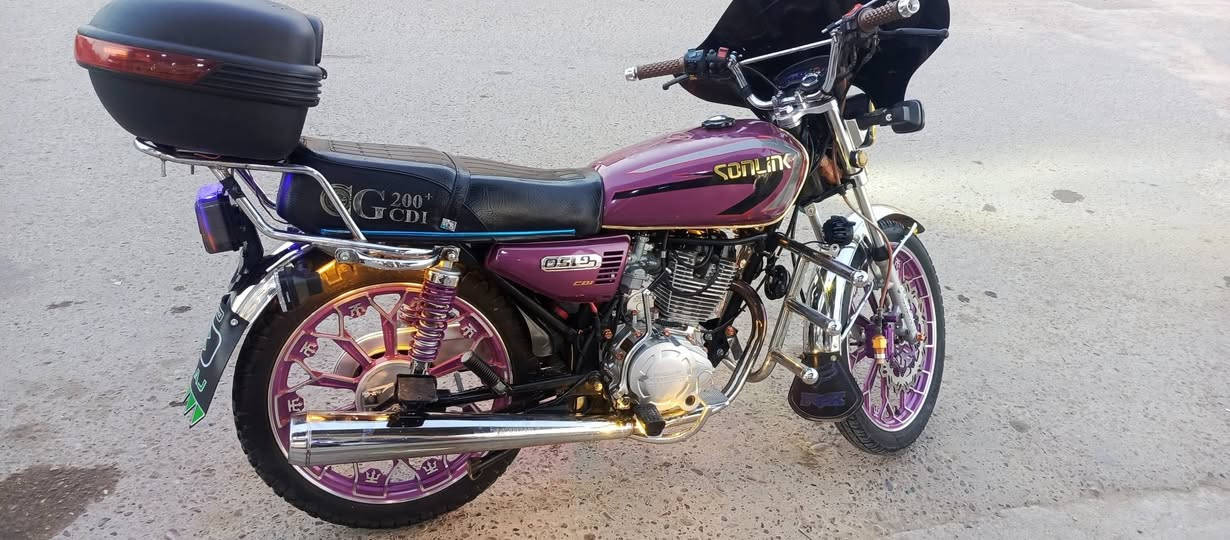 السلام عليكم دراجه سونك موديل 25 مكينه200 كفاله عامه تشغيل عن بعد 2بصمات اوراق اصوابيه الدراجه جديده السعر700او بيهة مجال قليل مكاني بغداد الرقم *********** بي واتساب
